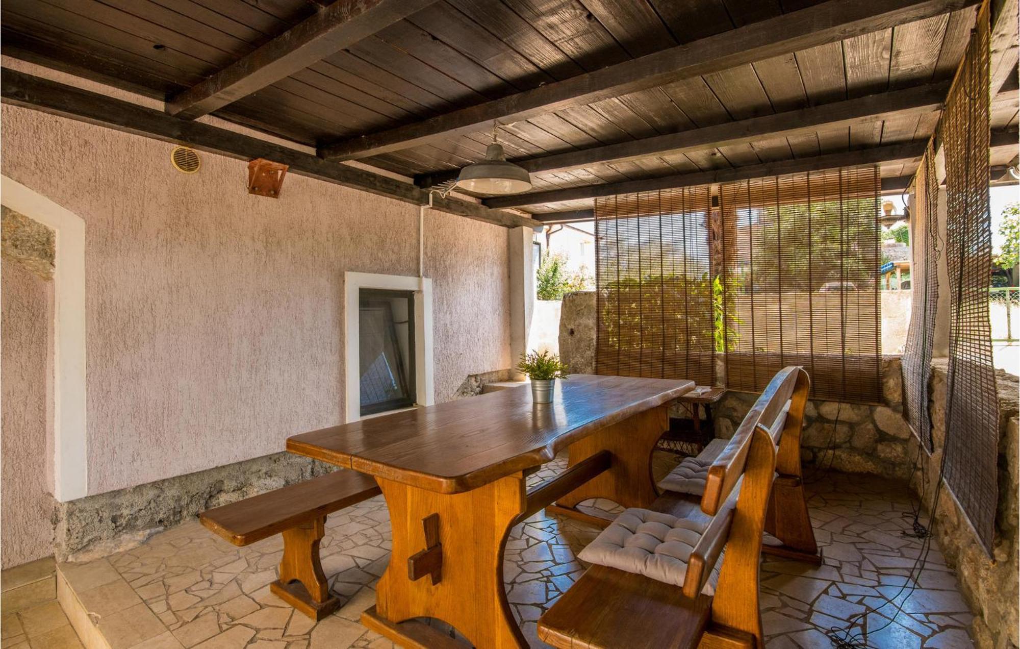 Amazing Home In Malinska Dubasnica With Wifi Exterior photo